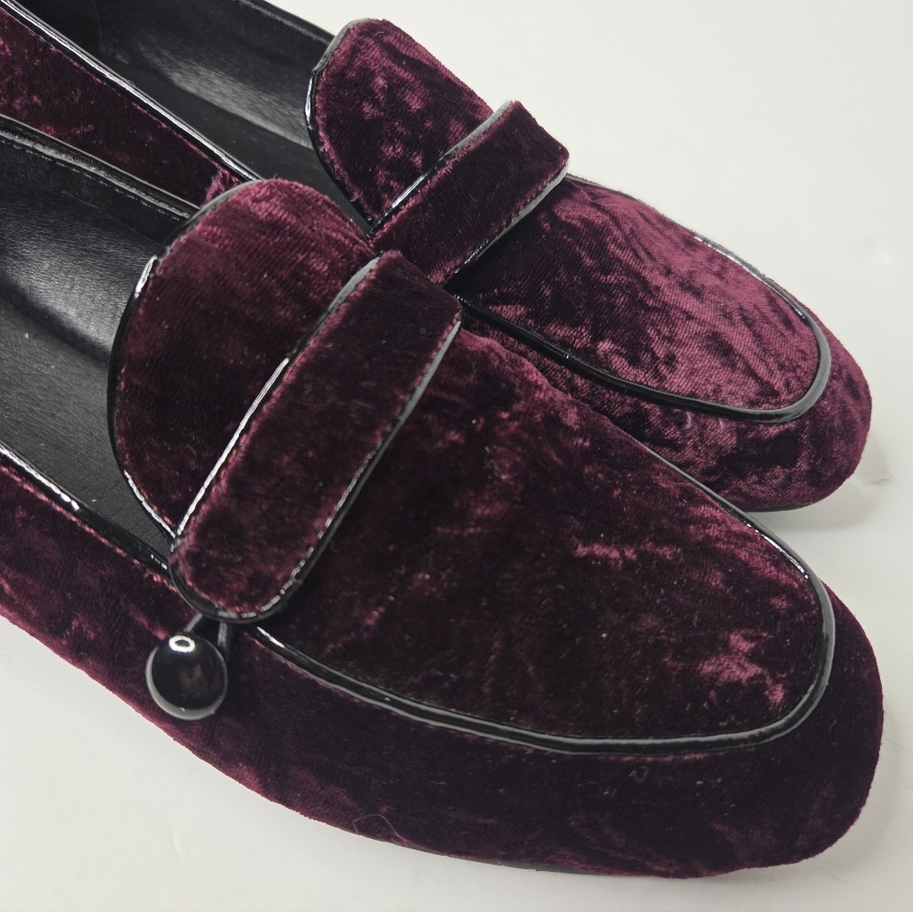 Donald J Pliner Haven Wine Red Crushed Velvet Loafers Flats Size 8.5